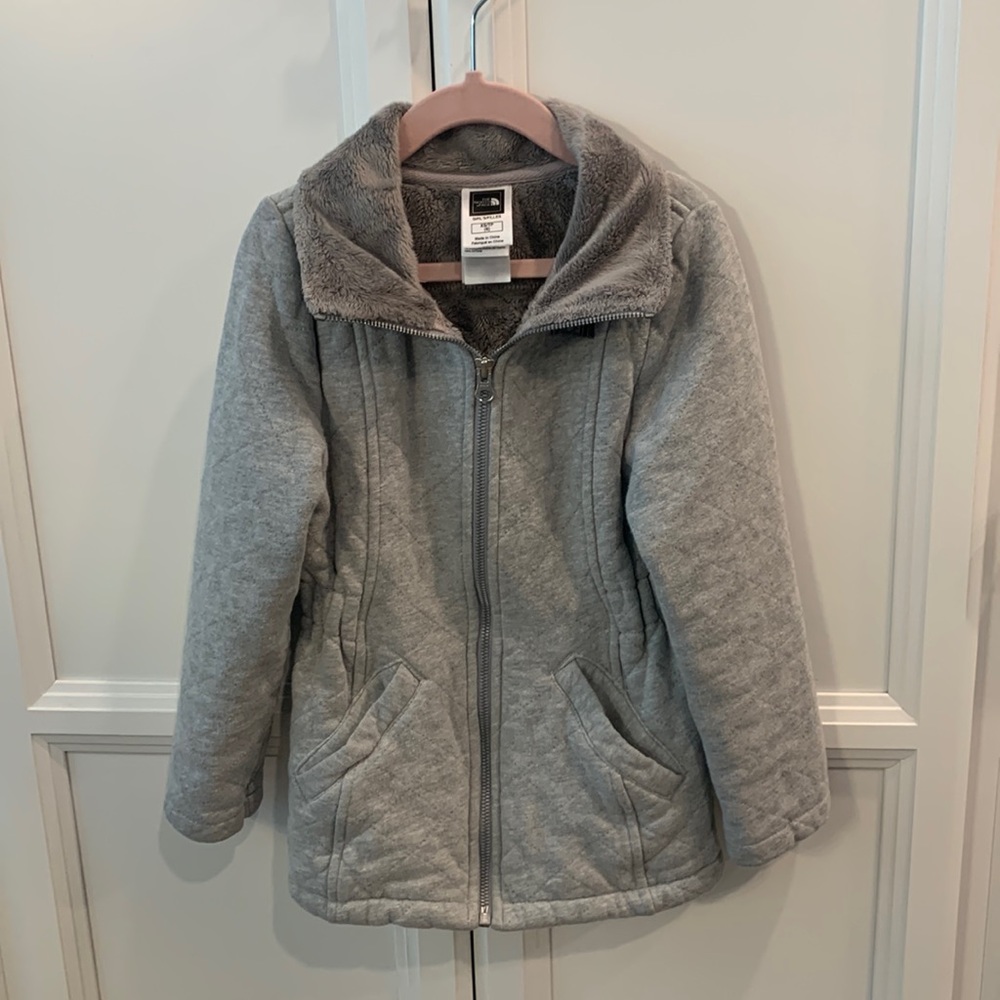 The North Face girls gray cotton and fleece jacket size XS, 6